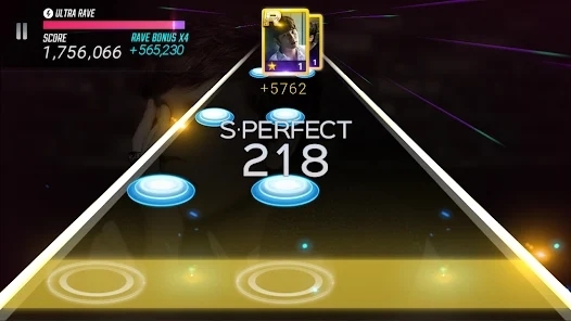 SuperStar Starship